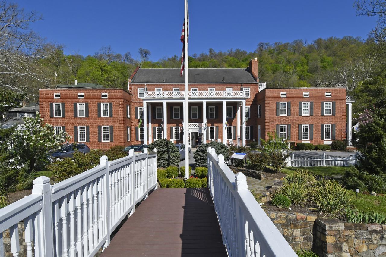 The Country Inn Of Berkeley Springs Exterior photo